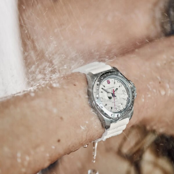 Reloj Victorinox I.N.O.X. V