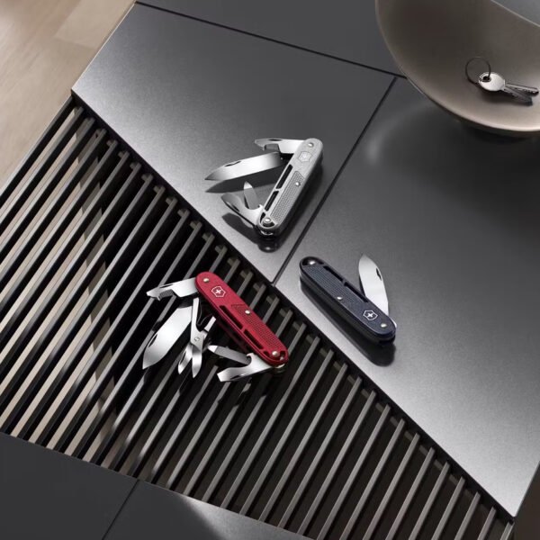 0.8226.20 4 Navaja Victorinox Synergy X Alox