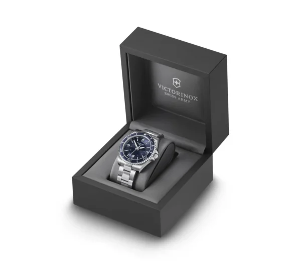 Reloj Maverick large dial azul Victorinox