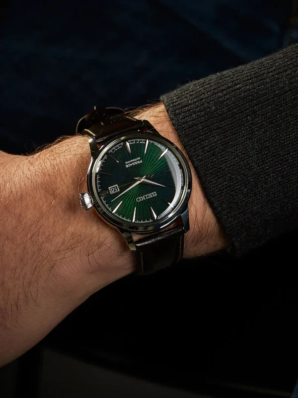 Seiko-Presage-SRPD37J1-Cocktail-Mockingbird-Automatic-Green-Dial-Leather-Strap-Balilene-onhand1_1024x1024_7d1be508-f66d-4abc-8acf-322dc58e877f_1080x1080 Reloj Seiko Presage Cocktail Time