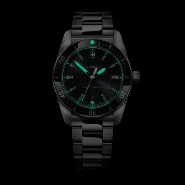 Reloj Victorinox Maverick Quartz