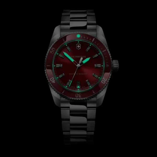 Reloj Victorinox Maverick Quartz